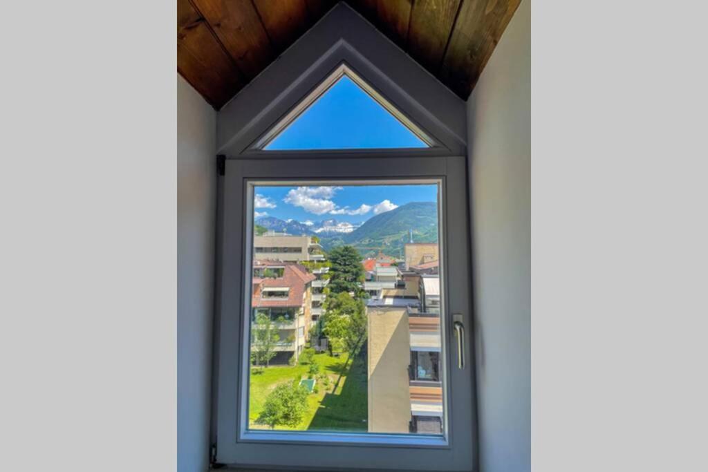 Design Apartment In The Heart Of Bolzano Exterior foto